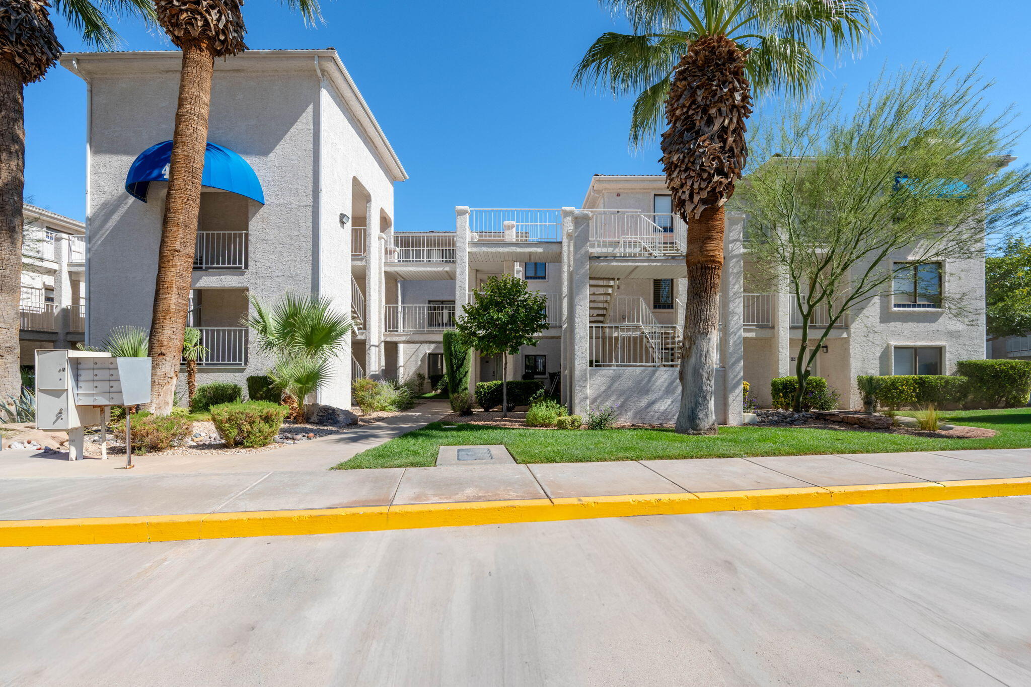 LAS PALMAS RESORT CONDOS - Residential