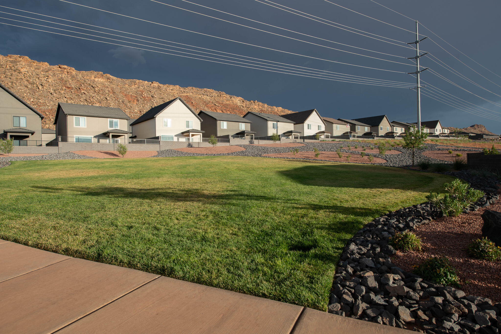 STANDING ROCK EAST AT LONG VALLEY - Residential