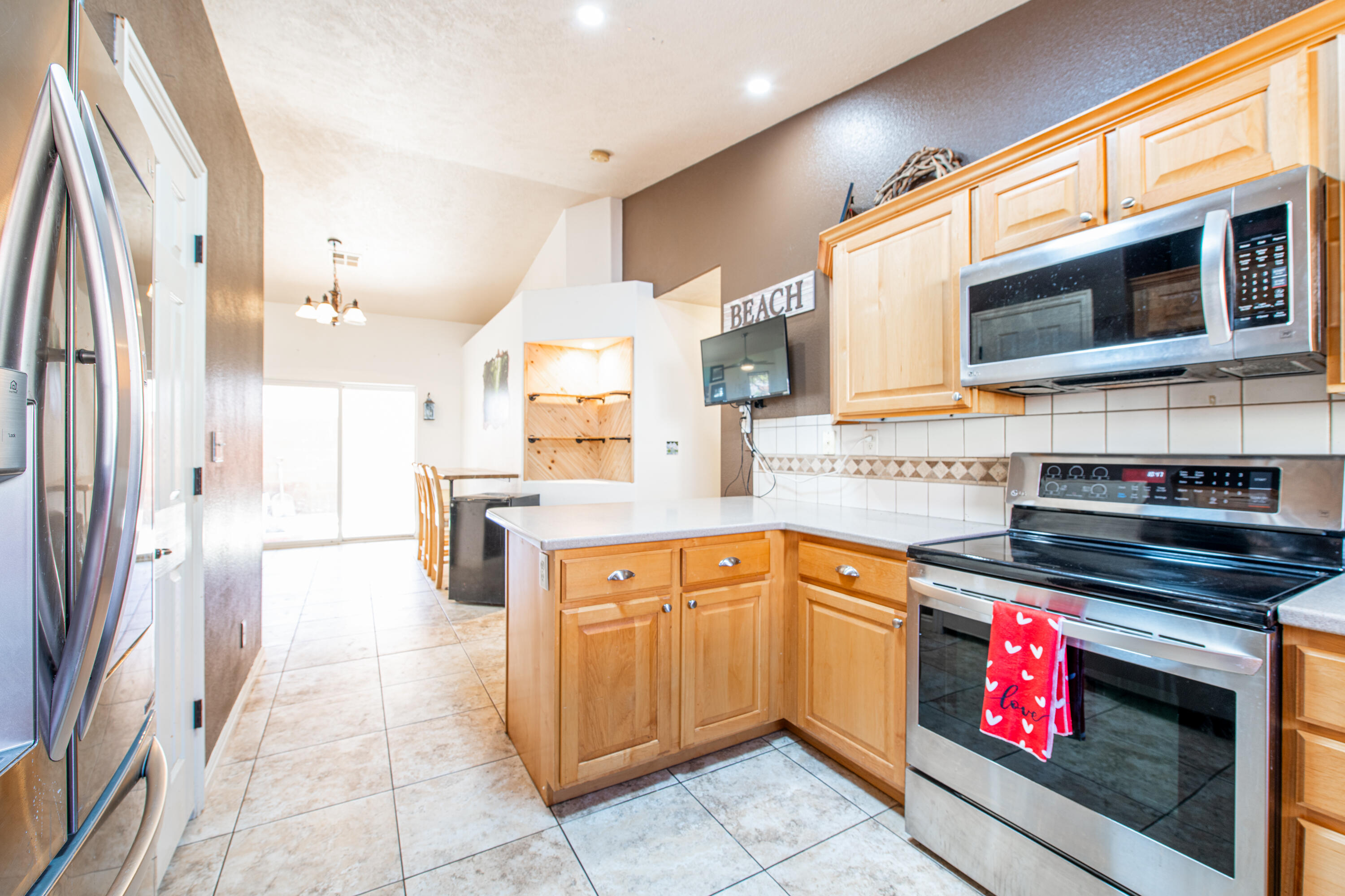 SHADOW CANYON - Residential