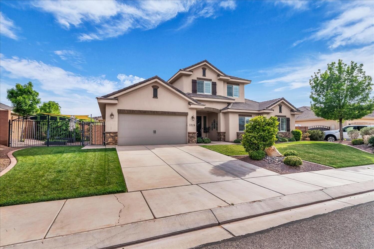REDWOOD ESTATES - Residential