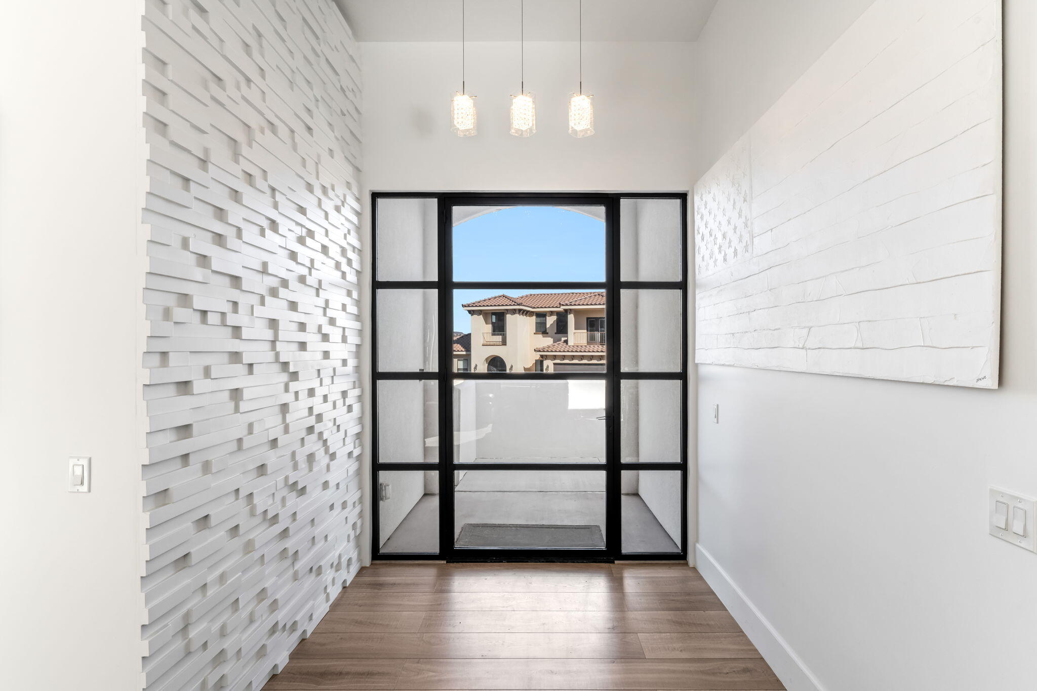 STONE COVE - Residential