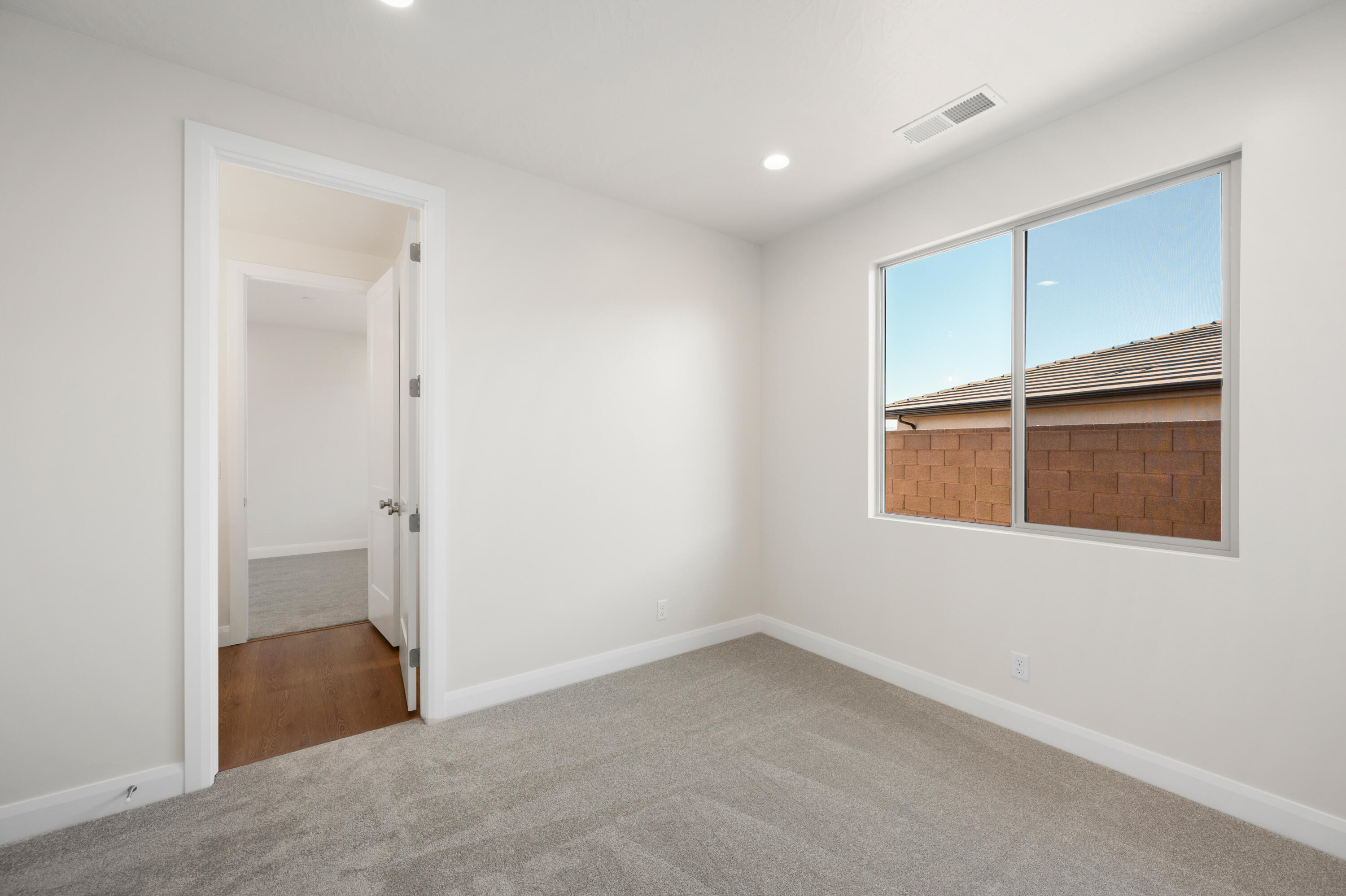 SOLIS AT CORAL CANYON - Residential