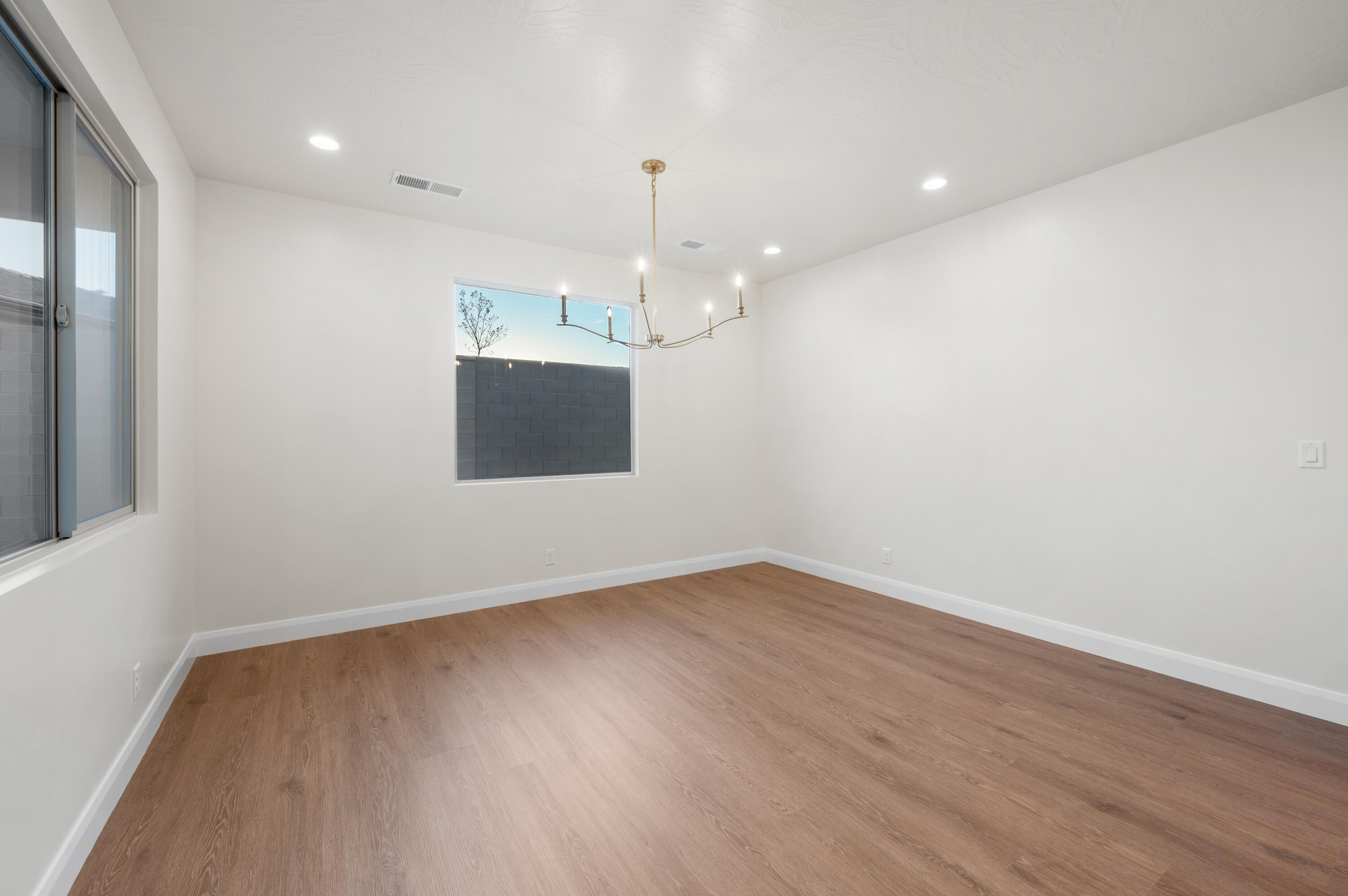 SOLIS AT CORAL CANYON - Residential