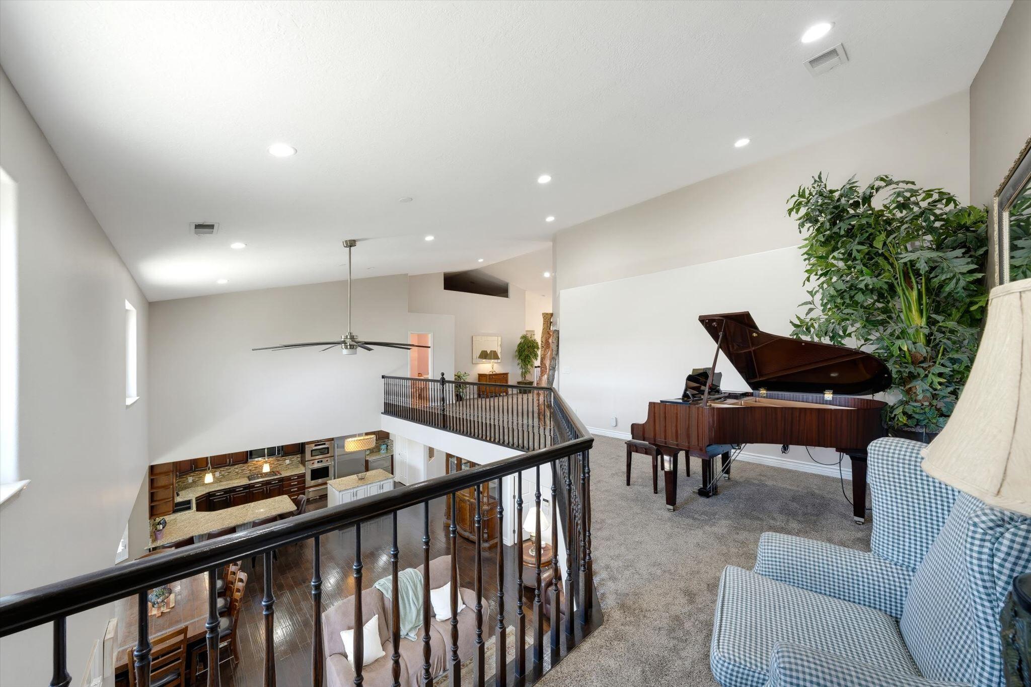 CANYON TERRACE ESTATES - Residential