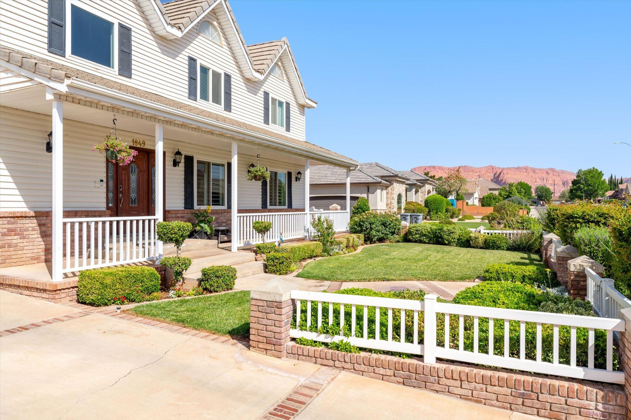 CANYON TERRACE ESTATES - Residential