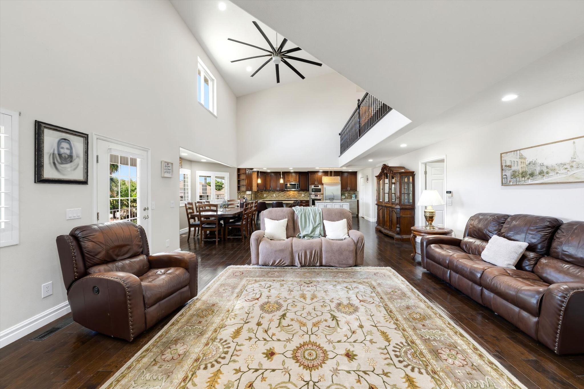 CANYON TERRACE ESTATES - Residential