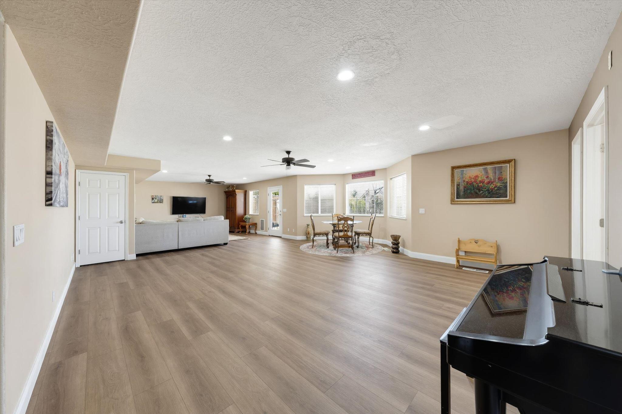 CANYON TERRACE ESTATES - Residential