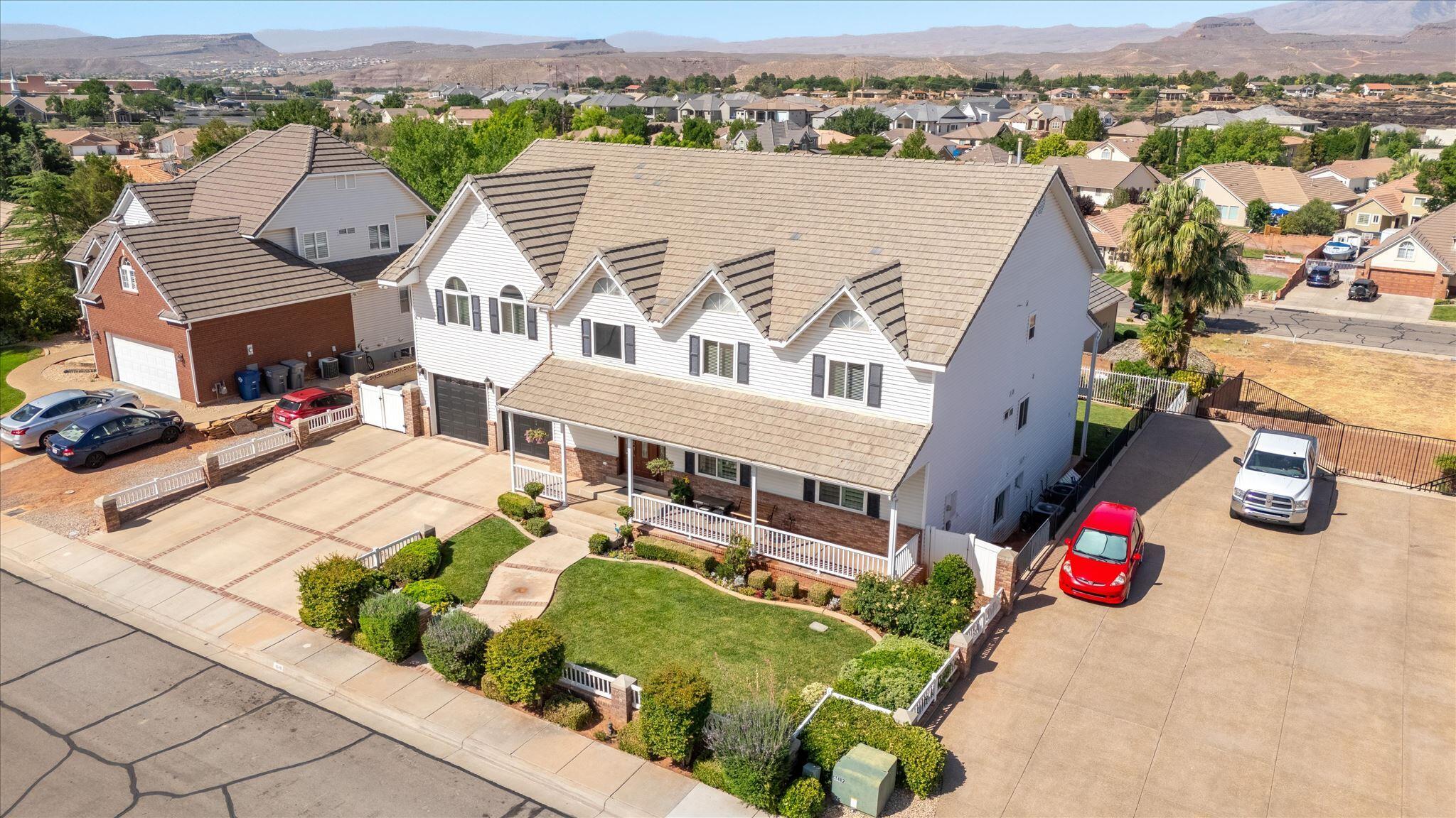 CANYON TERRACE ESTATES - Residential