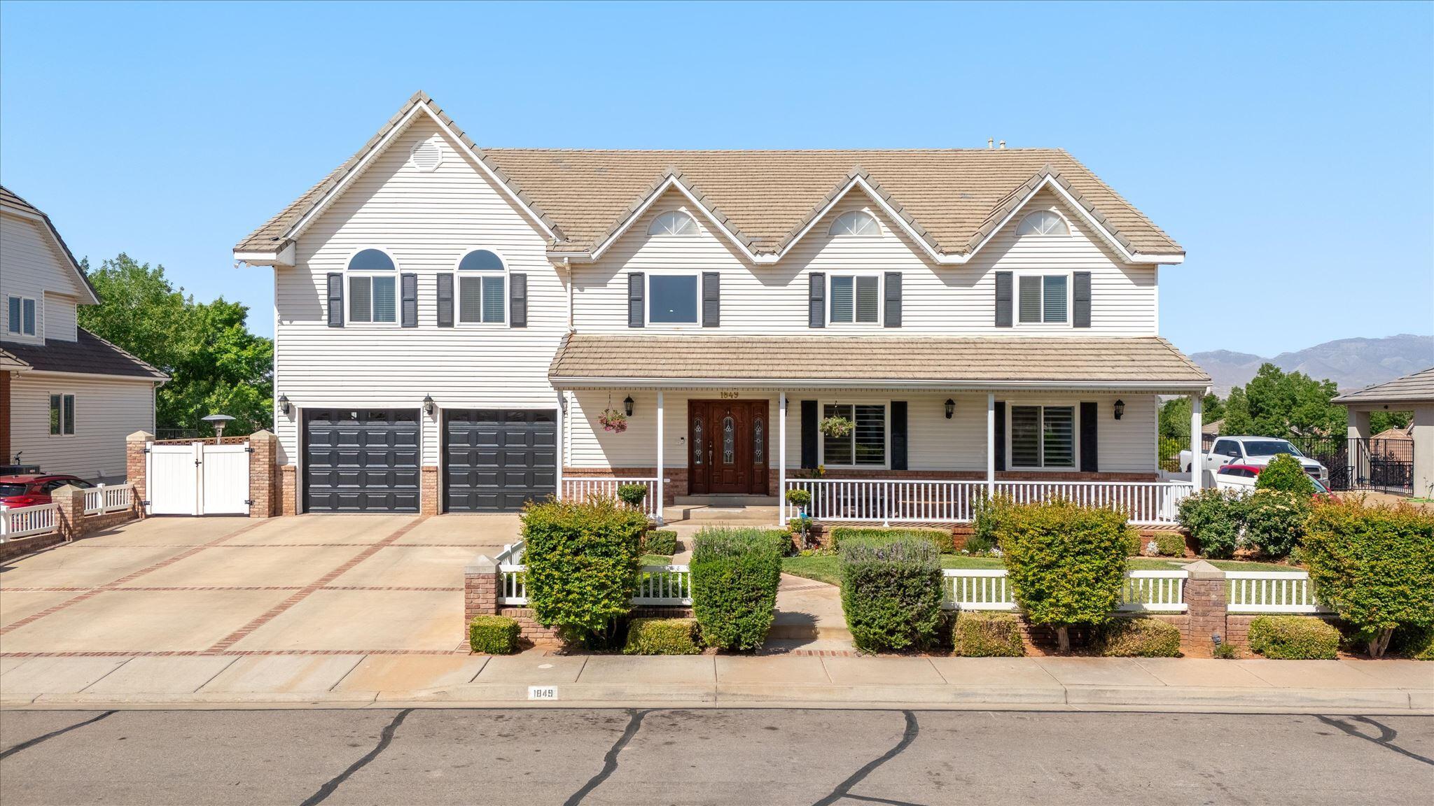 CANYON TERRACE ESTATES - Residential