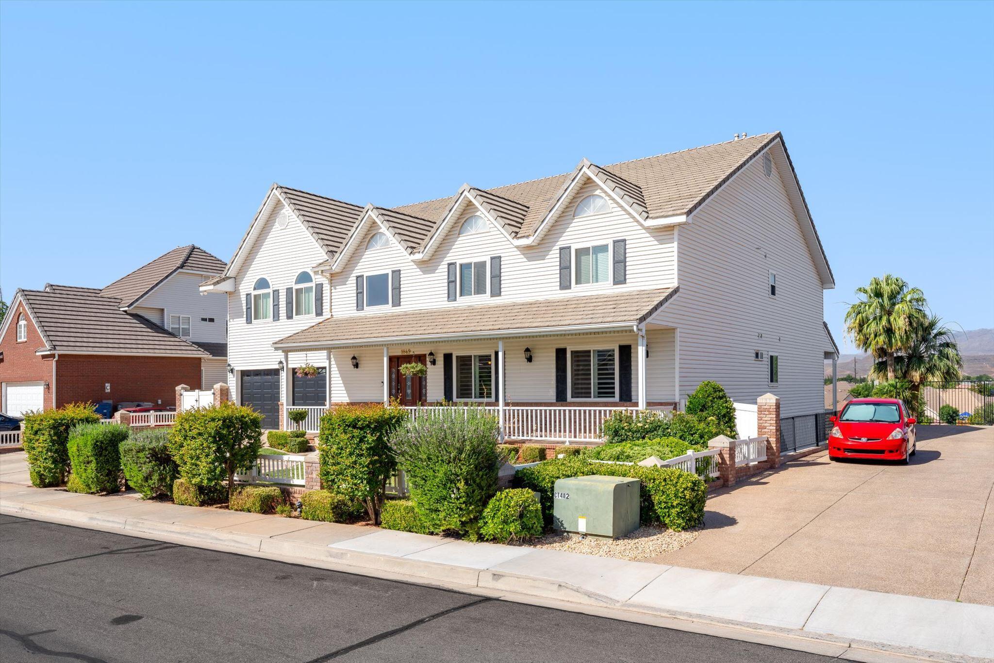 CANYON TERRACE ESTATES - Residential