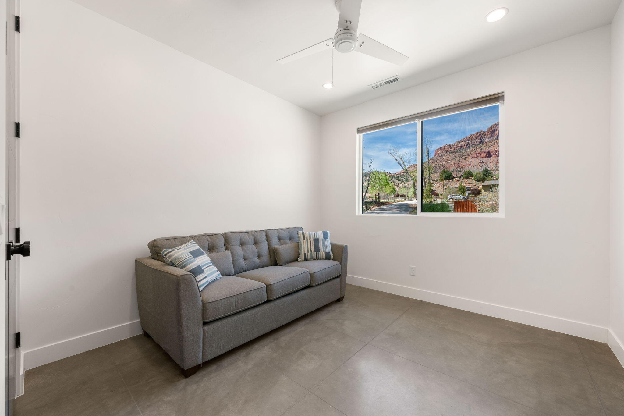 CANYON COTTONWOODS - Residential