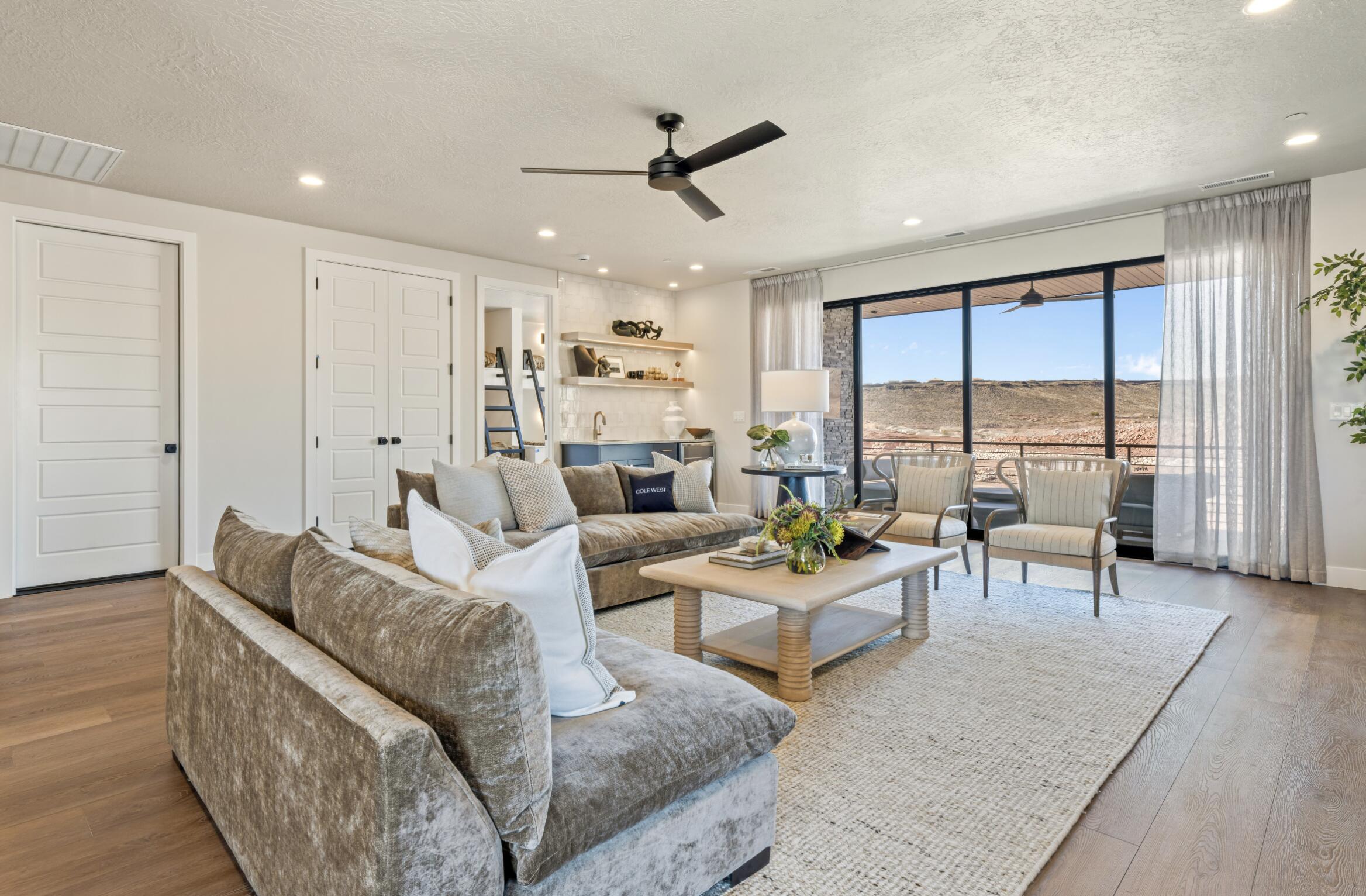 ISLAND AT CORAL CANYON - Residential