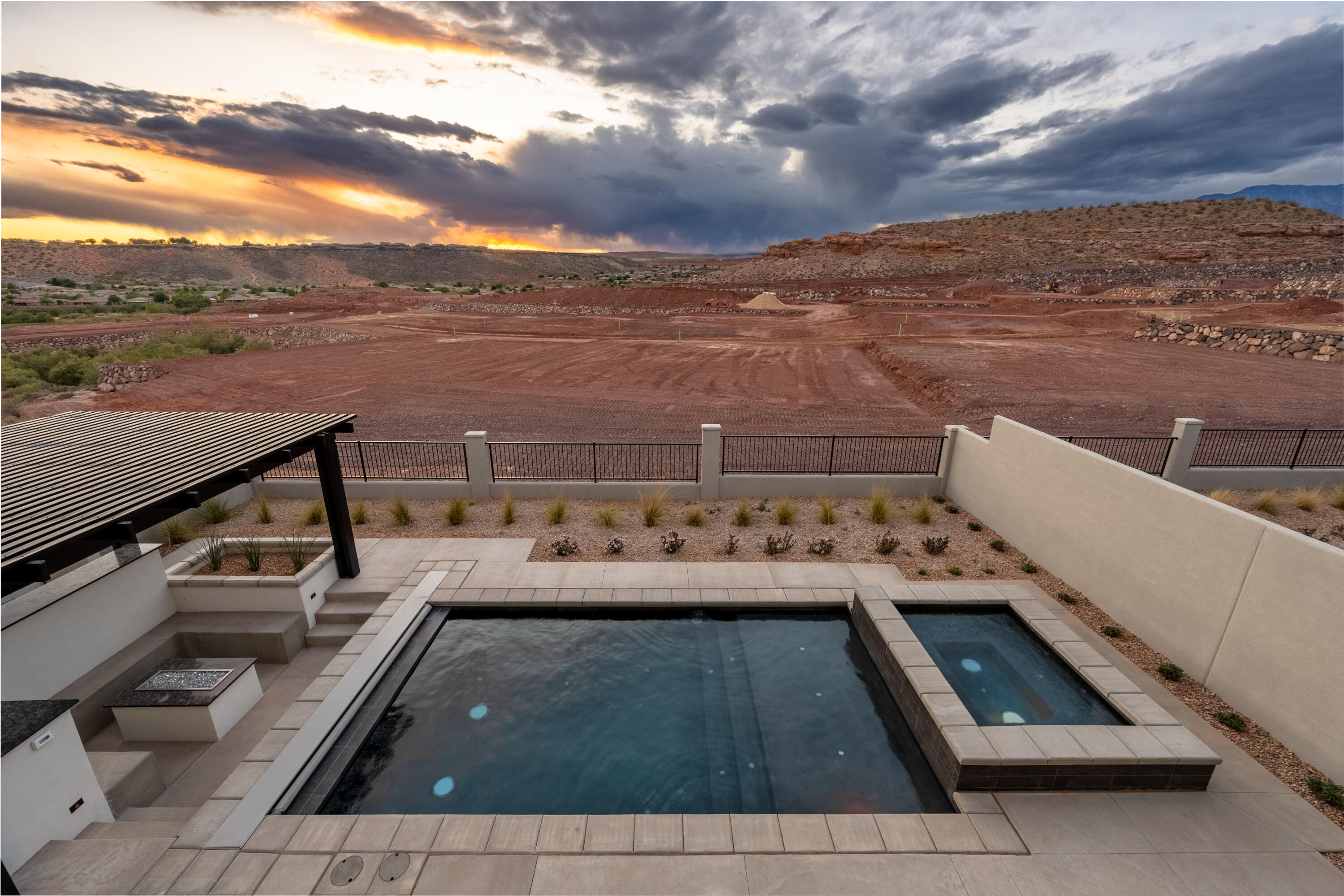 ISLAND AT CORAL CANYON - Residential
