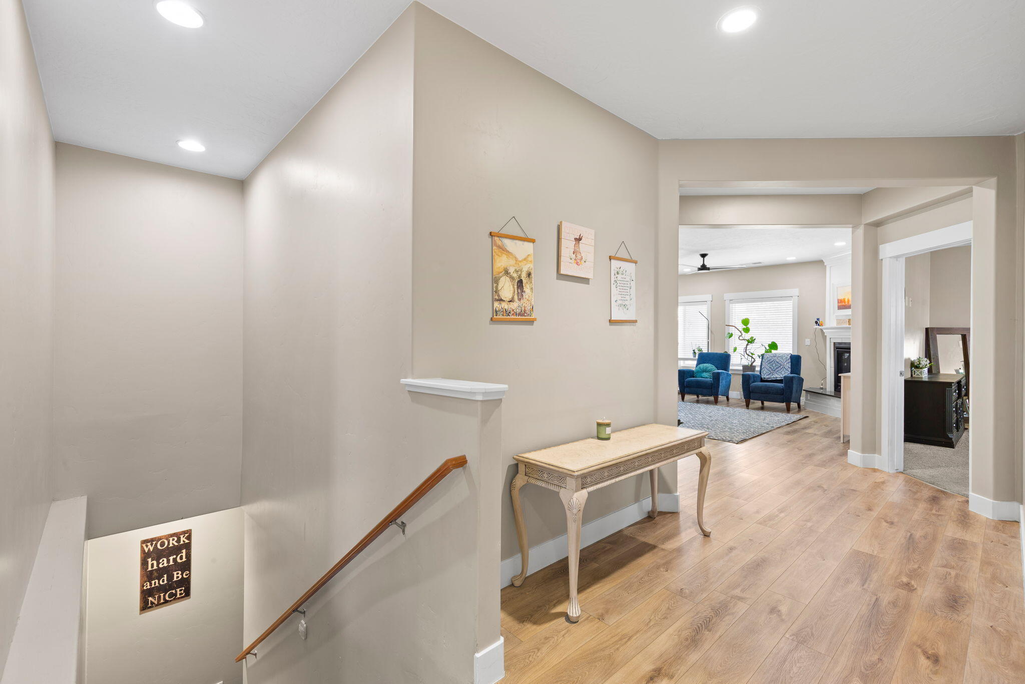 BLOOMINGTON HILLS - Residential