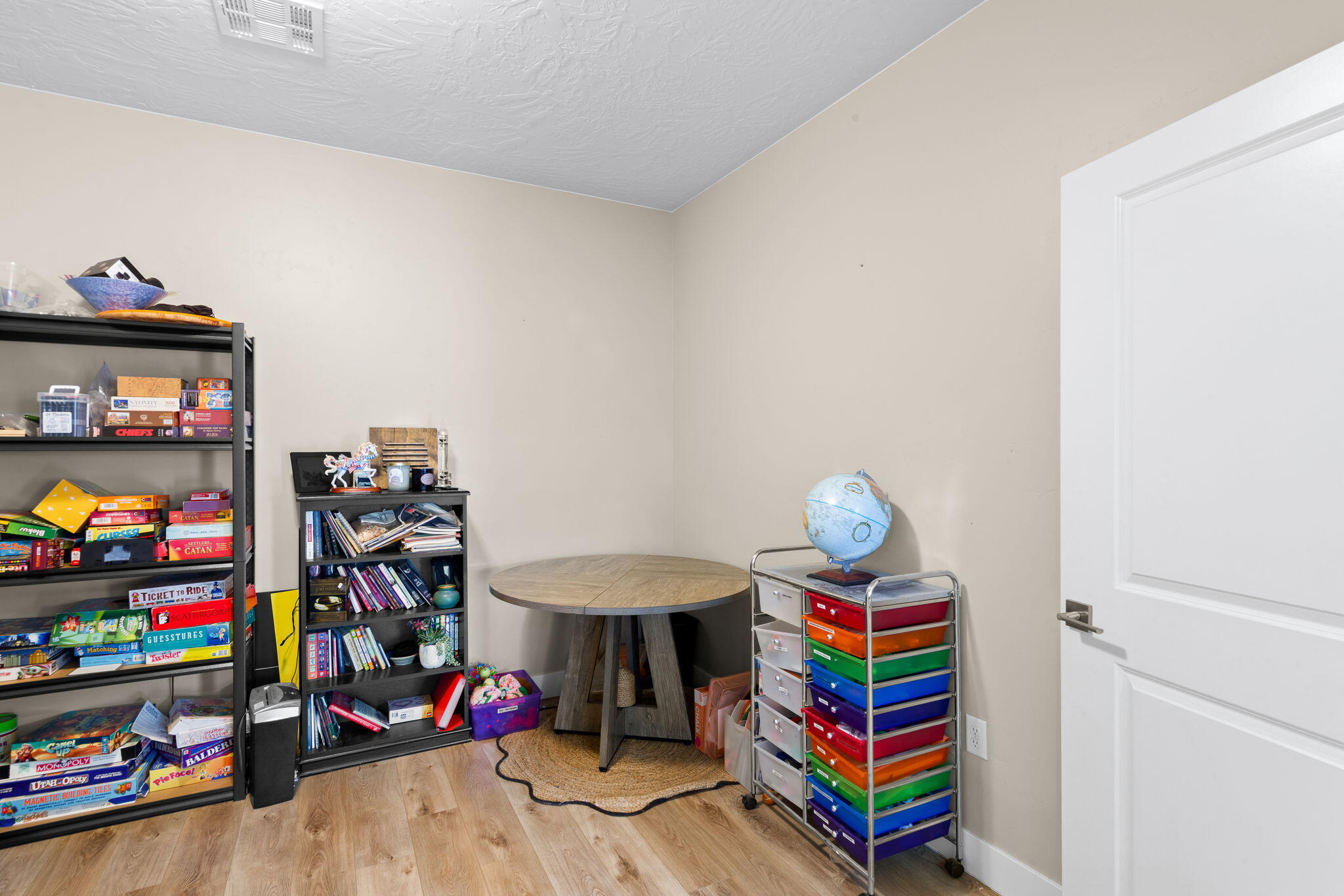 BLOOMINGTON HILLS - Residential