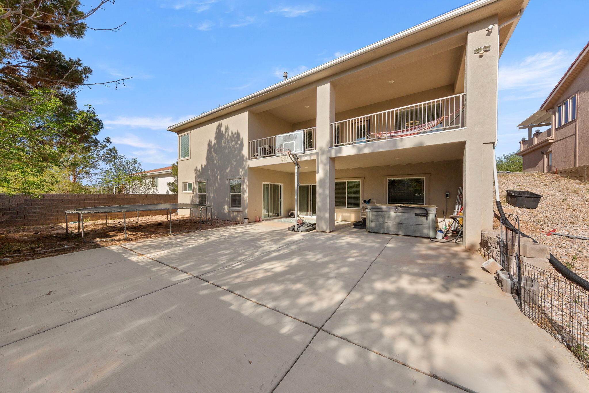 BLOOMINGTON HILLS - Residential