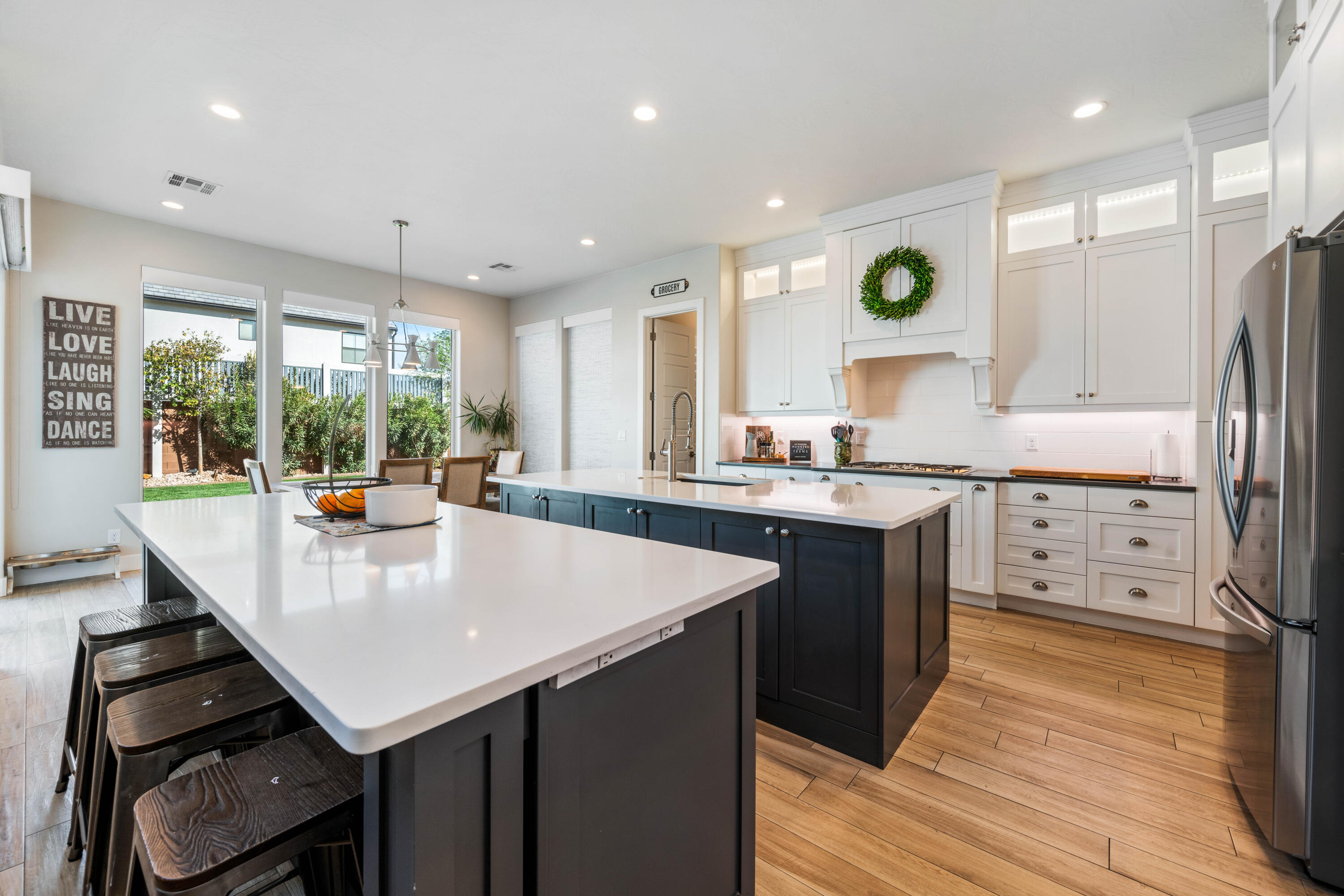 HYDE-BERRY PARK - Residential
