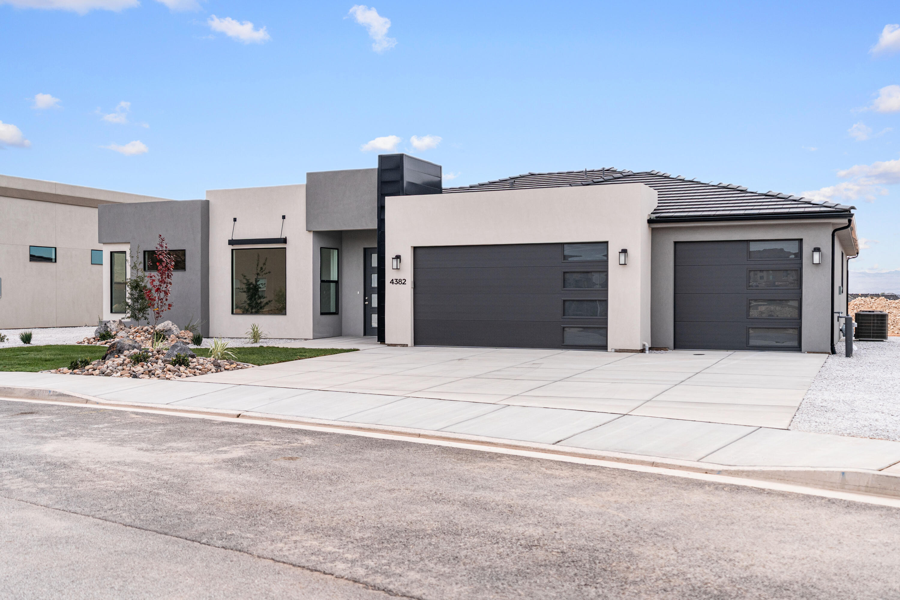 STRAWBERRY FIELDS ESTATES - Residential