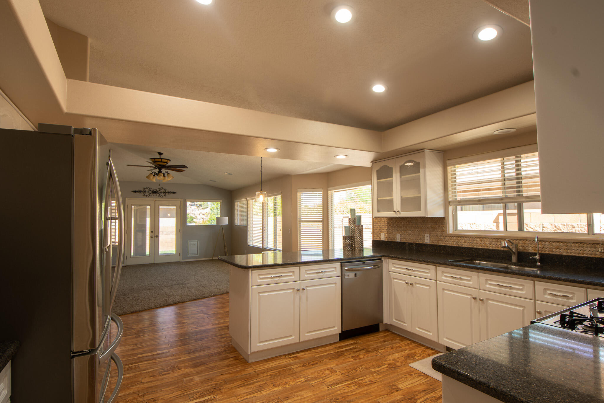 FOOTHILLS AT ST GEORGE - Residential