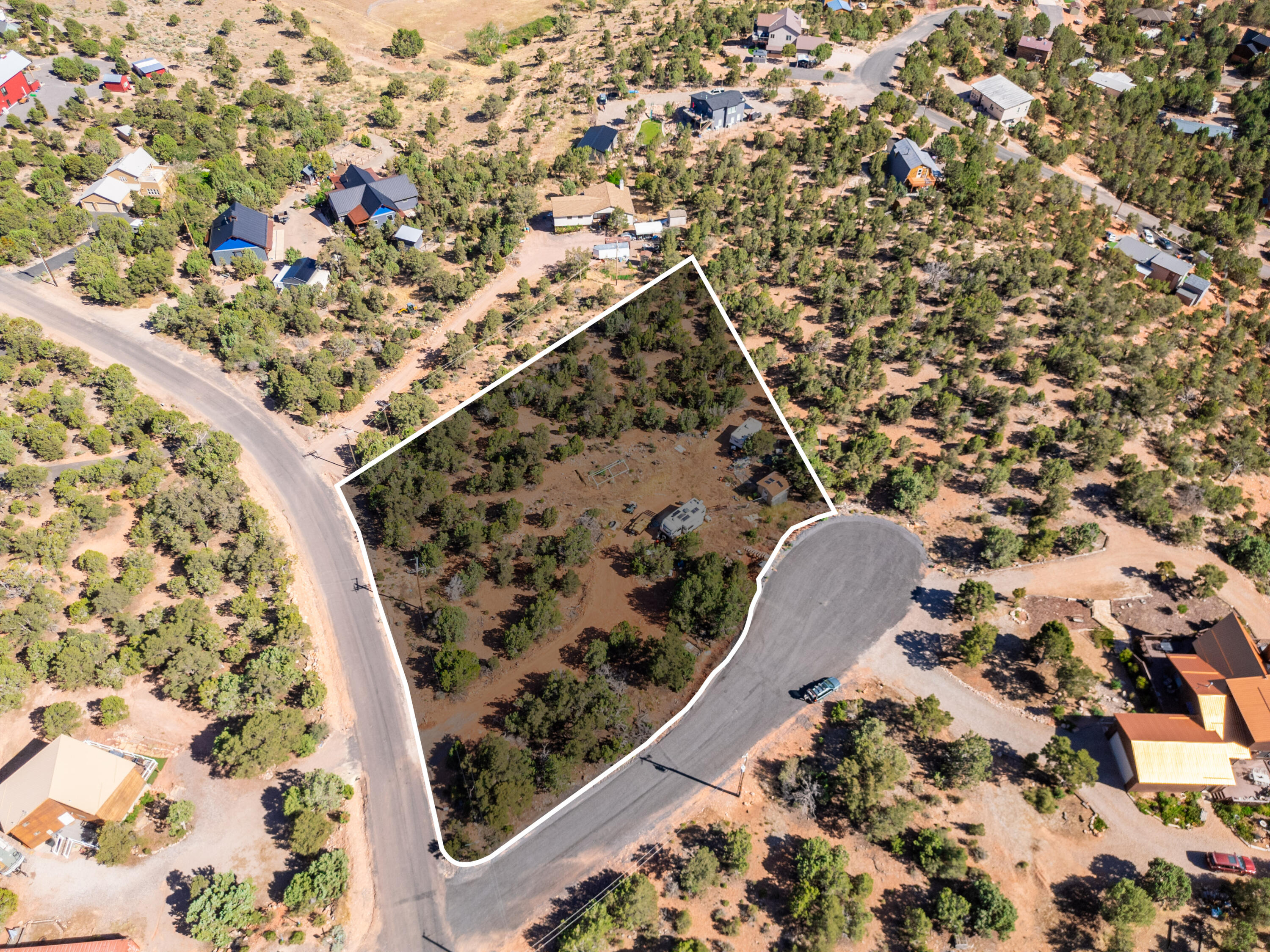 DIXIE DEER ESTATES - Land
