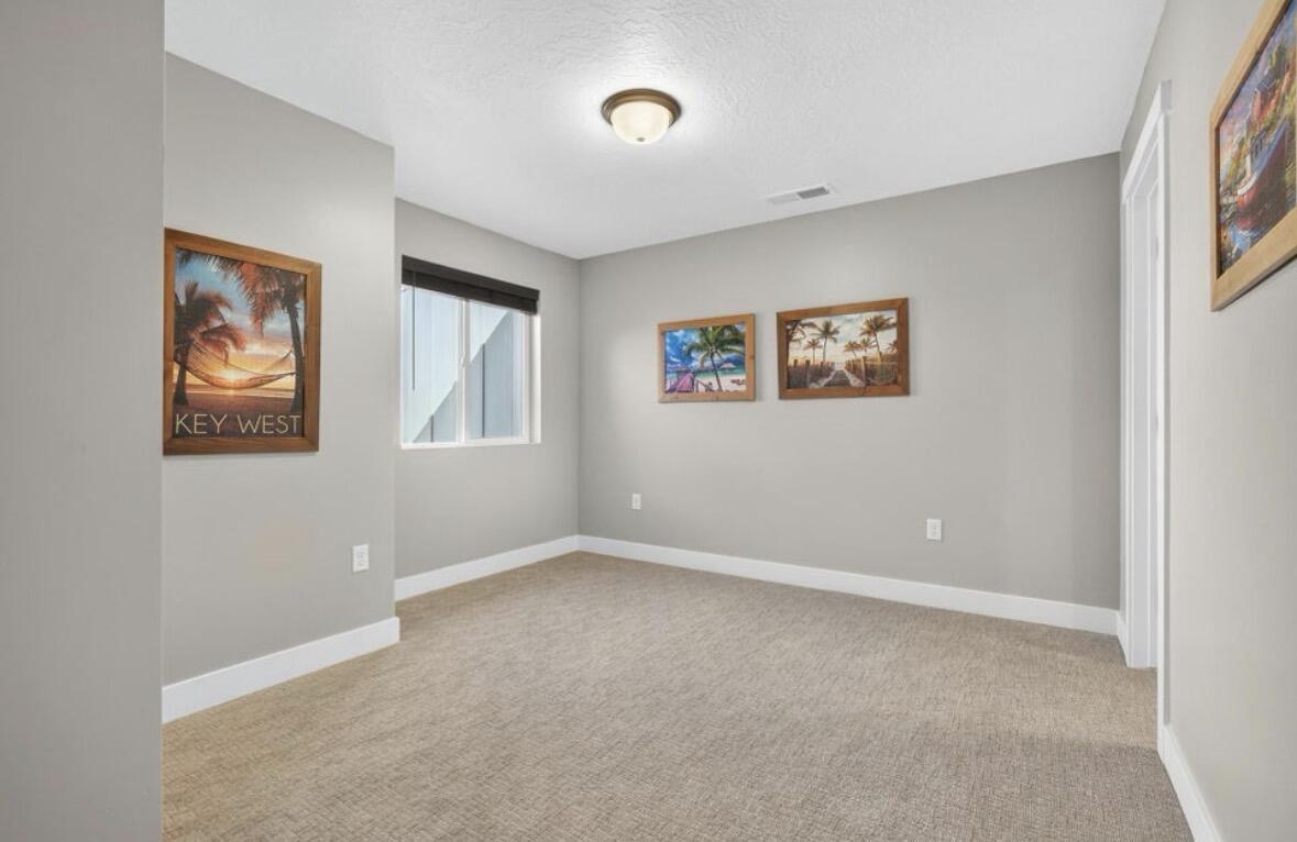 DESERT COLOR AUBURN HILLS - Residential
