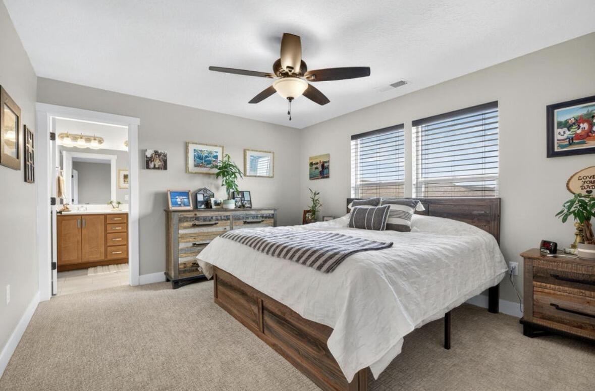 DESERT COLOR AUBURN HILLS - Residential
