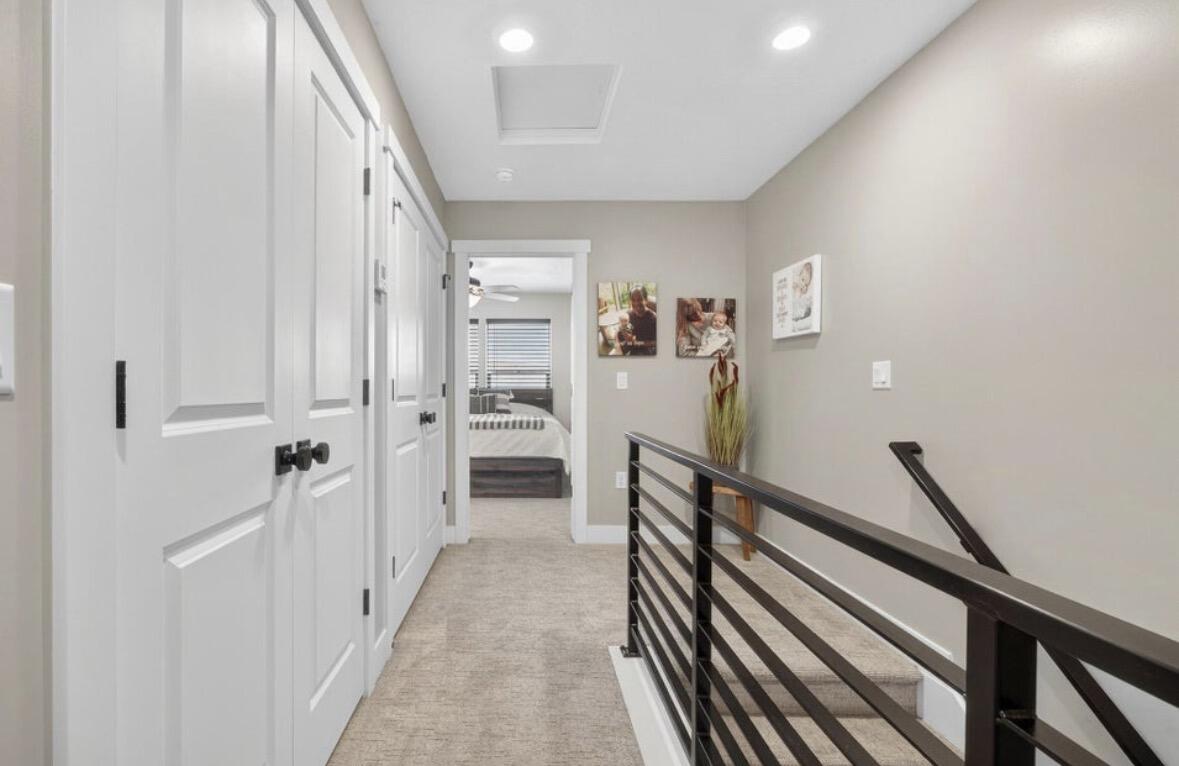 DESERT COLOR AUBURN HILLS - Residential