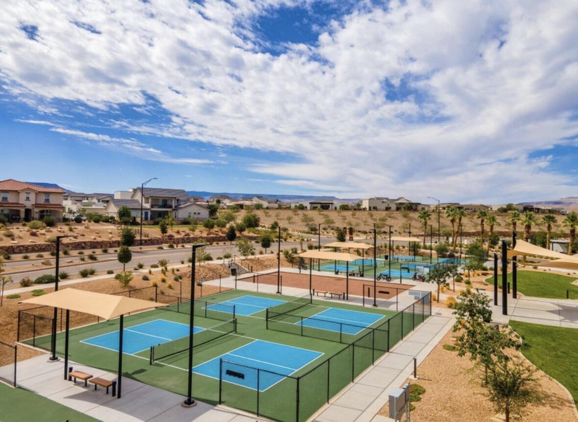 DESERT COLOR AUBURN HILLS - Residential