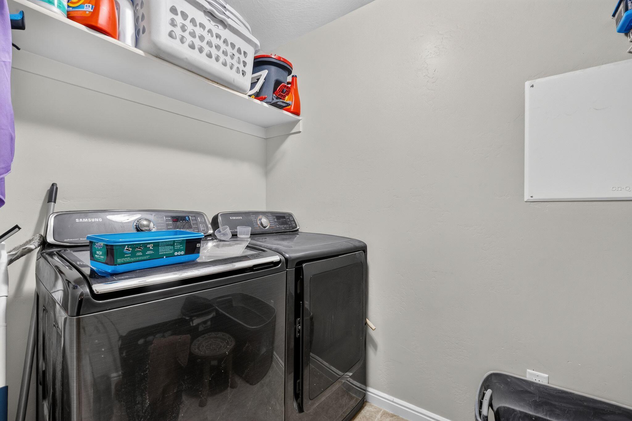 PEREGRINE POINTE - Residential