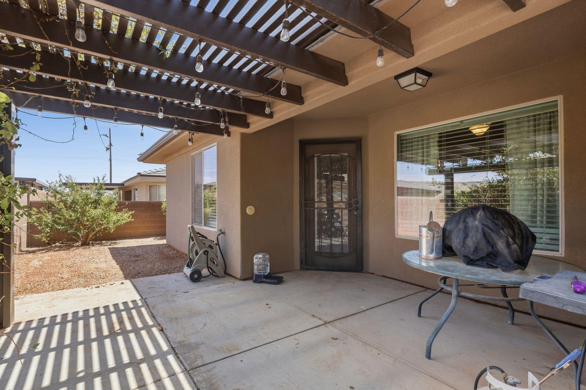 PEREGRINE POINTE - Residential
