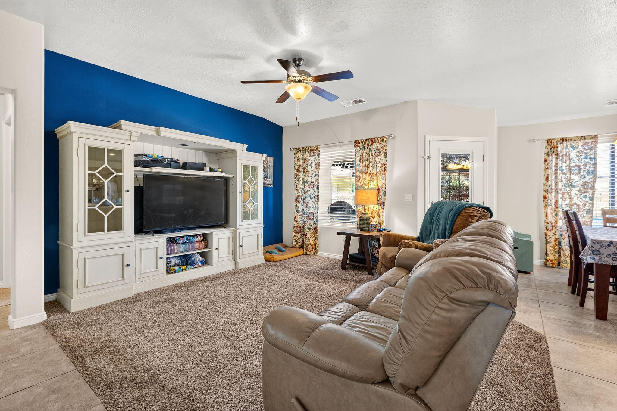 PEREGRINE POINTE - Residential
