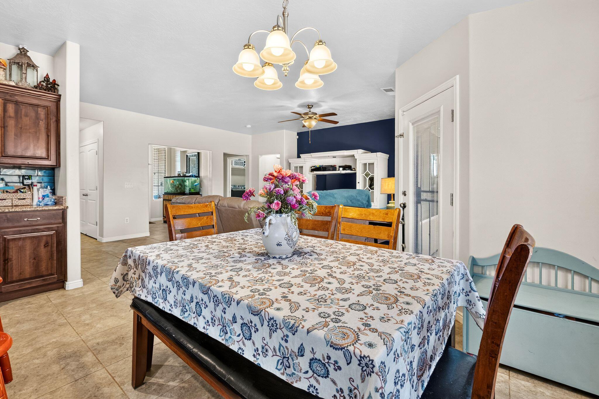 PEREGRINE POINTE - Residential