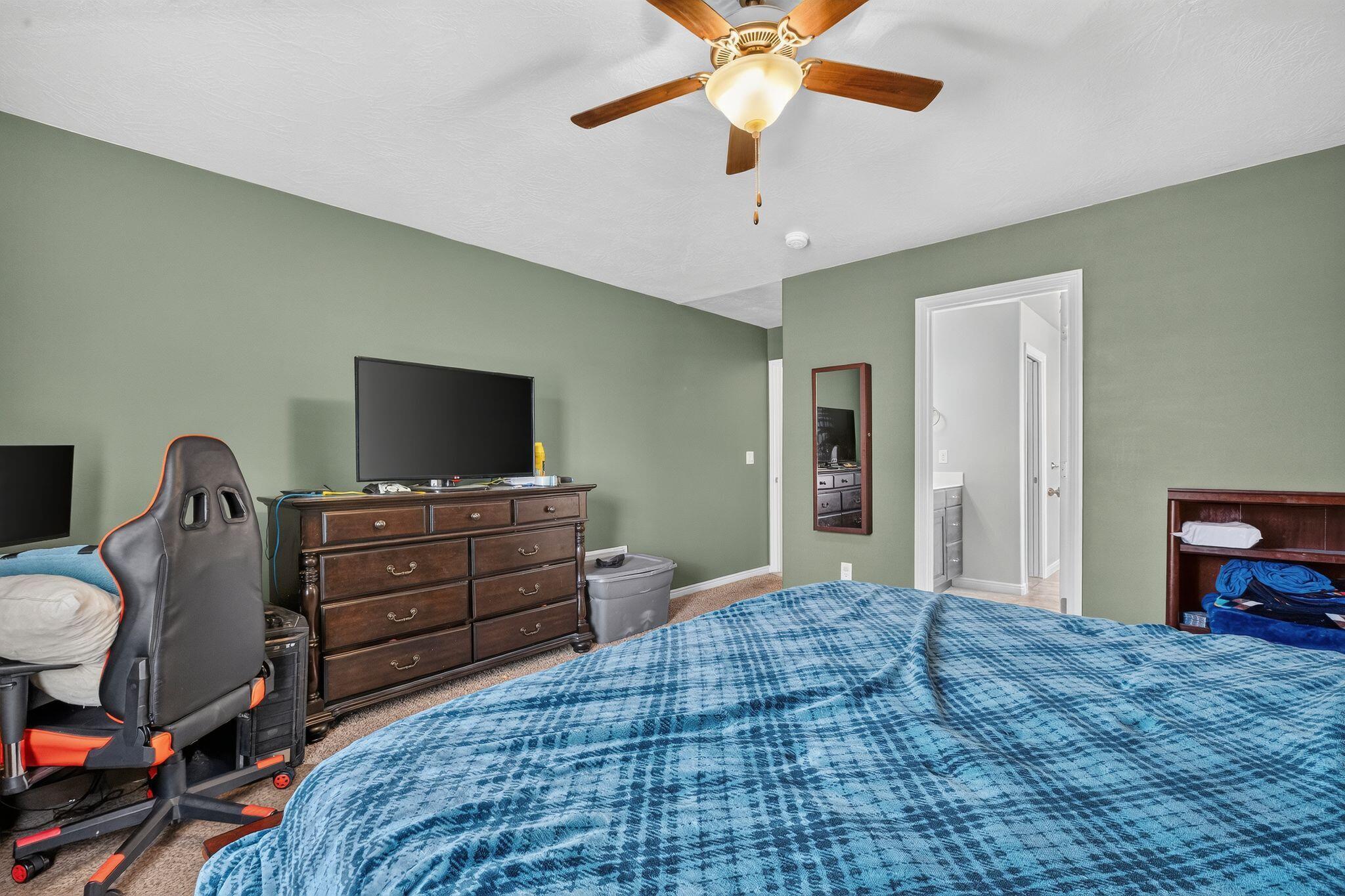 PEREGRINE POINTE - Residential