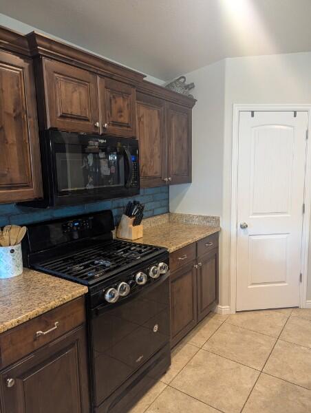 PEREGRINE POINTE - Residential