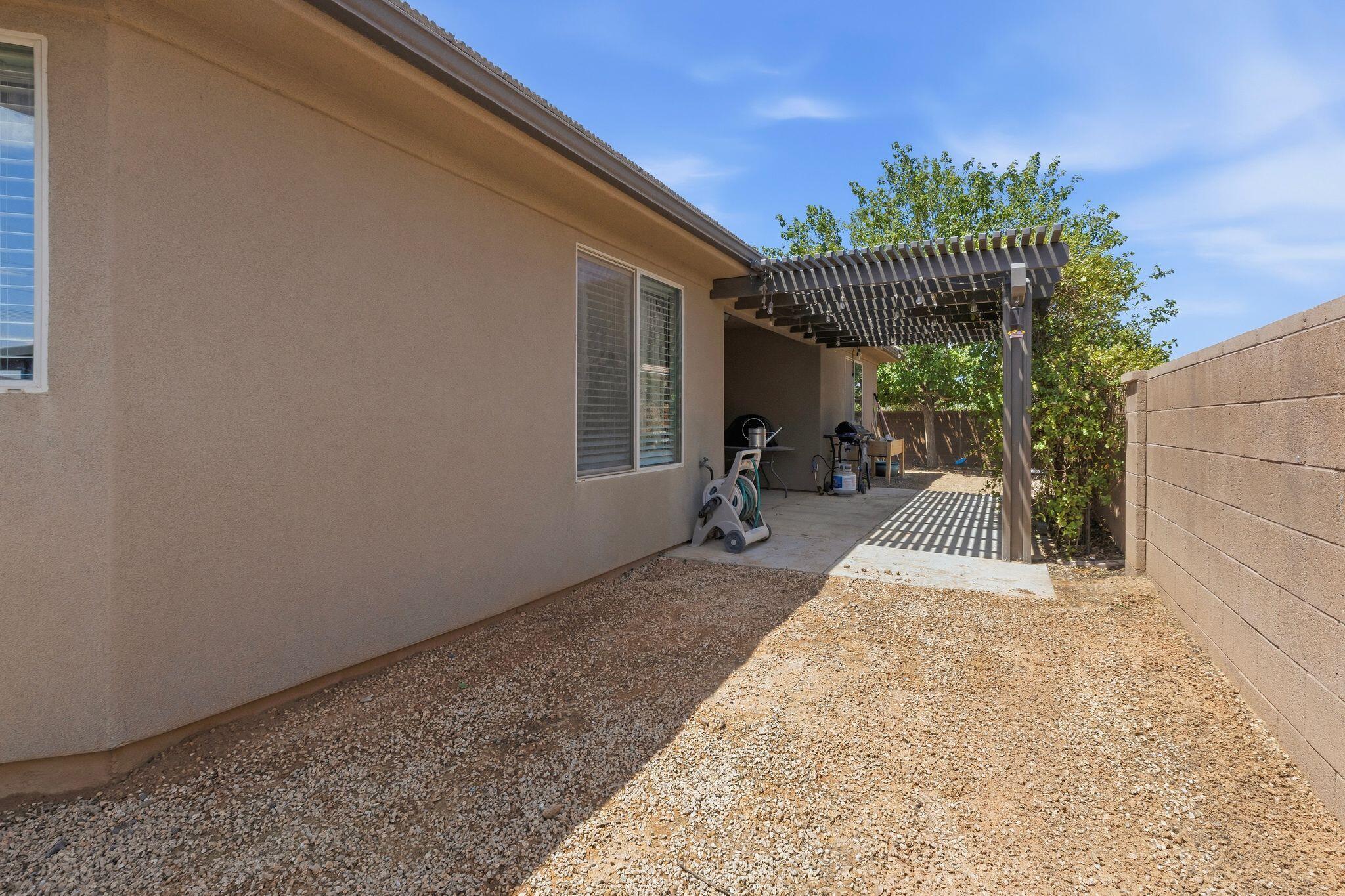 PEREGRINE POINTE - Residential