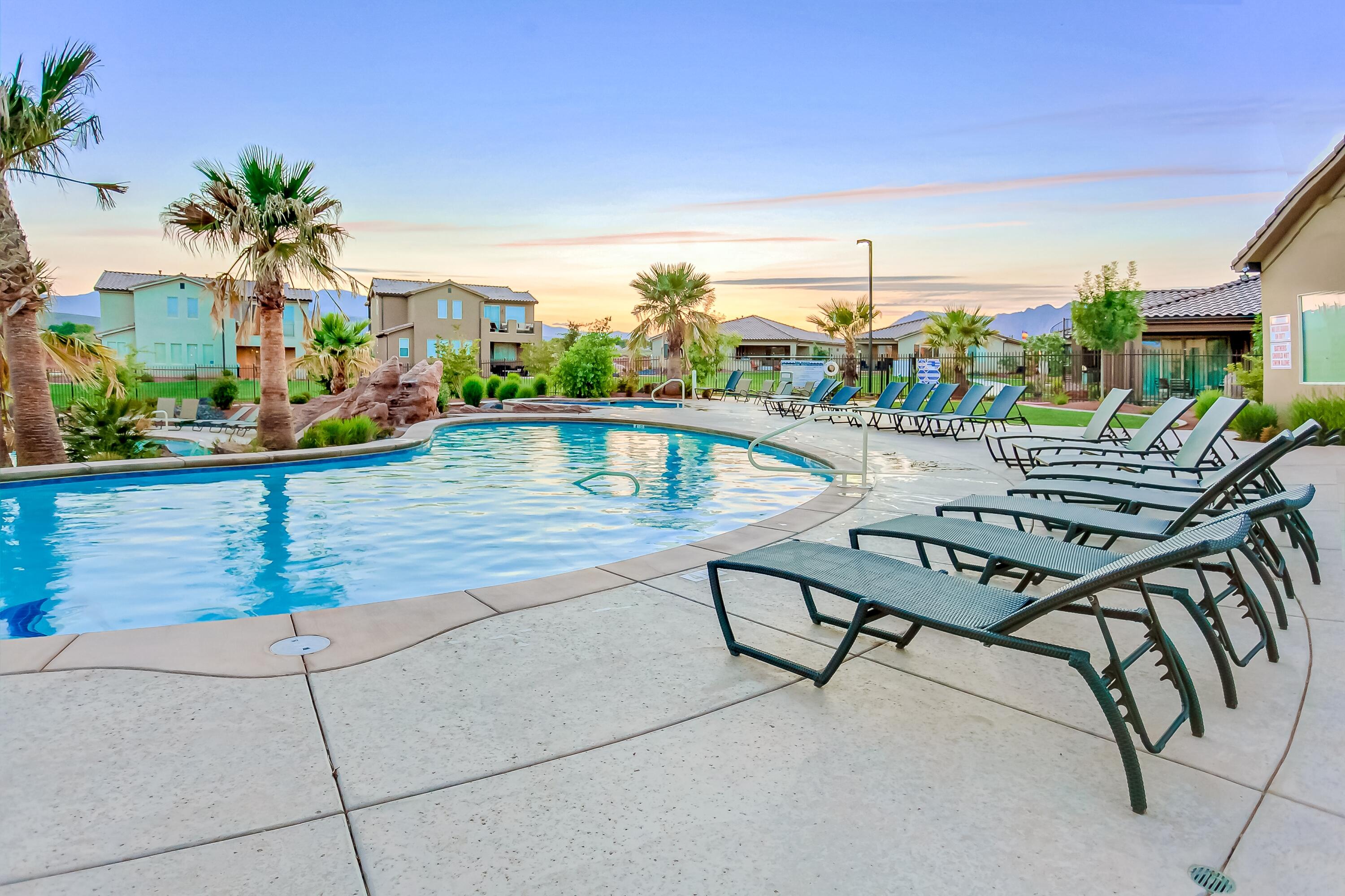 PARADISE VILLAGE AT ZION - Residential