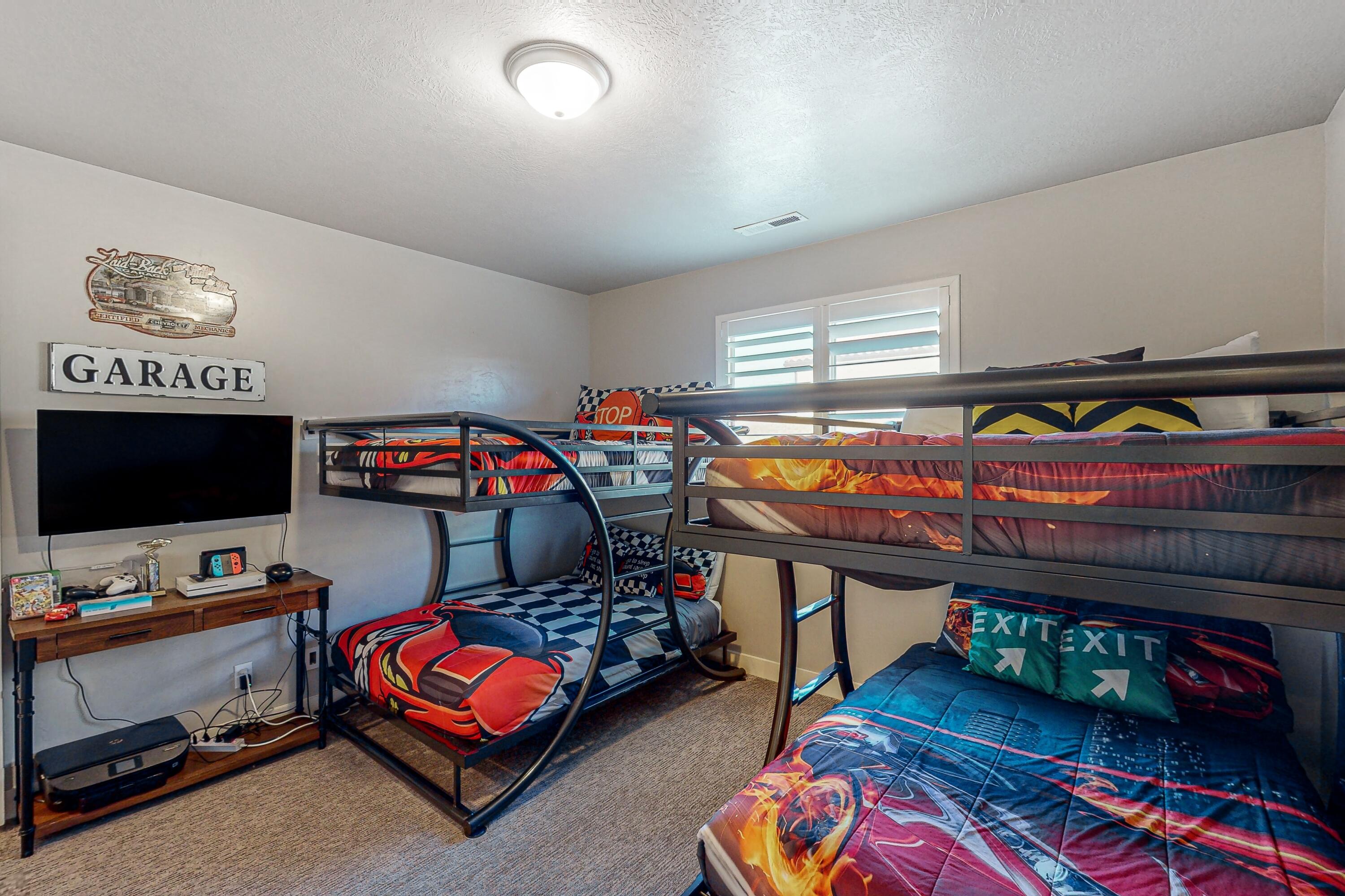 PARADISE VILLAGE AT ZION - Residential