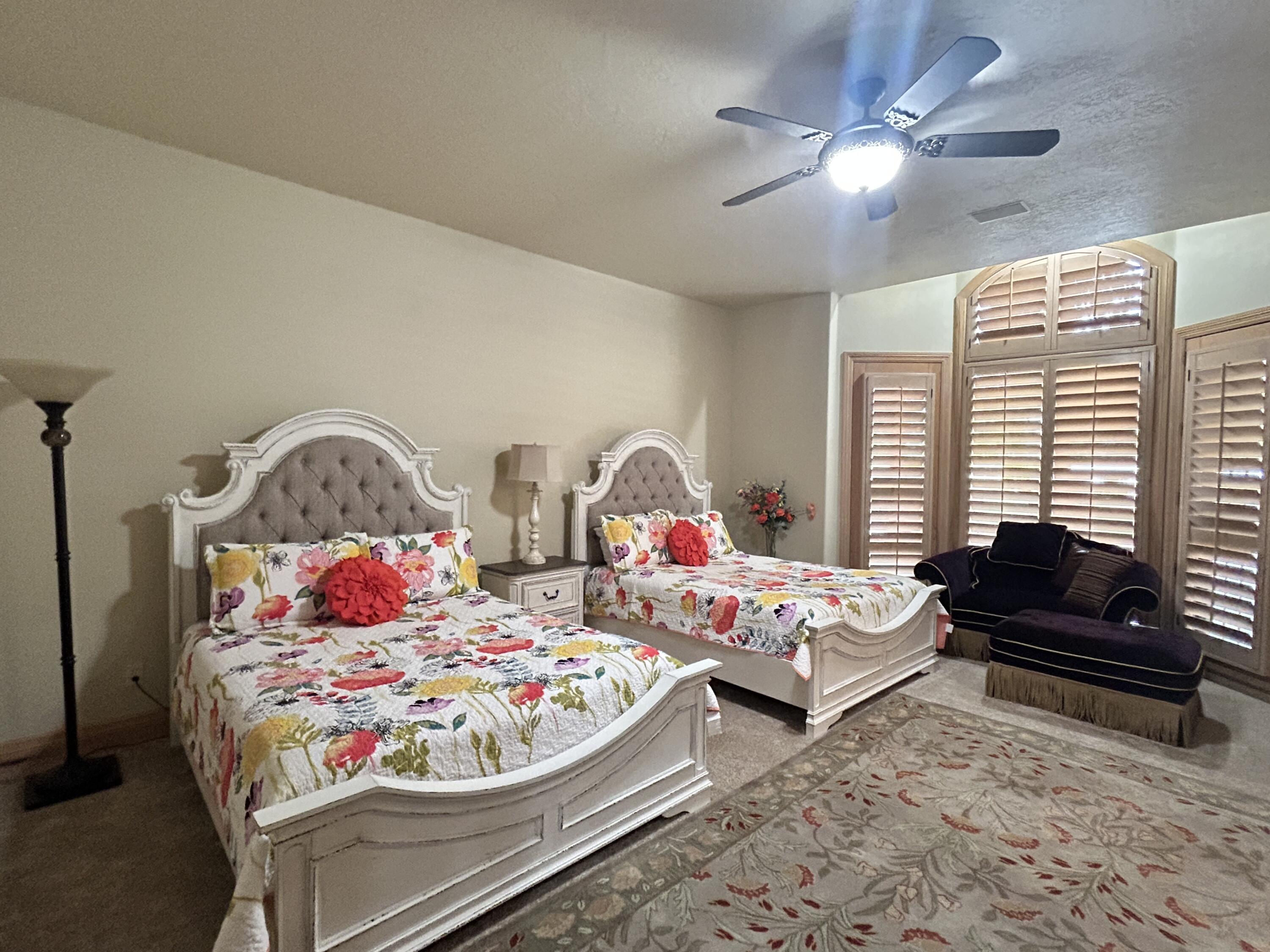 NEW HARMONY TOWNSITE - Residential