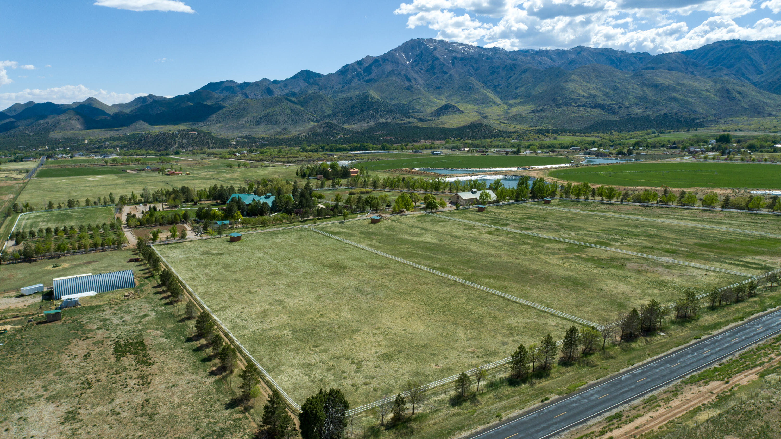 NEW HARMONY TOWNSITE - Residential