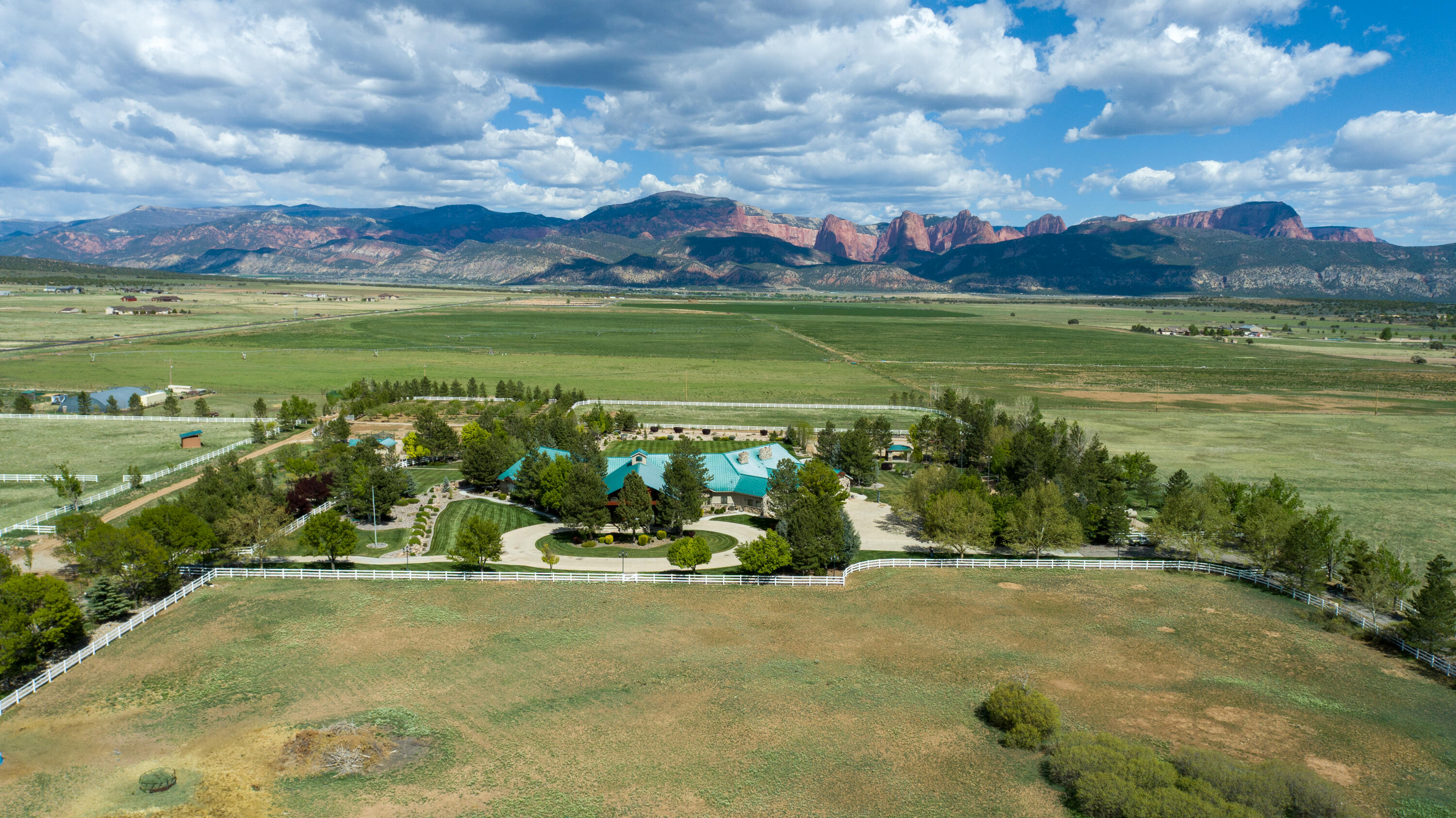 NEW HARMONY TOWNSITE - Residential