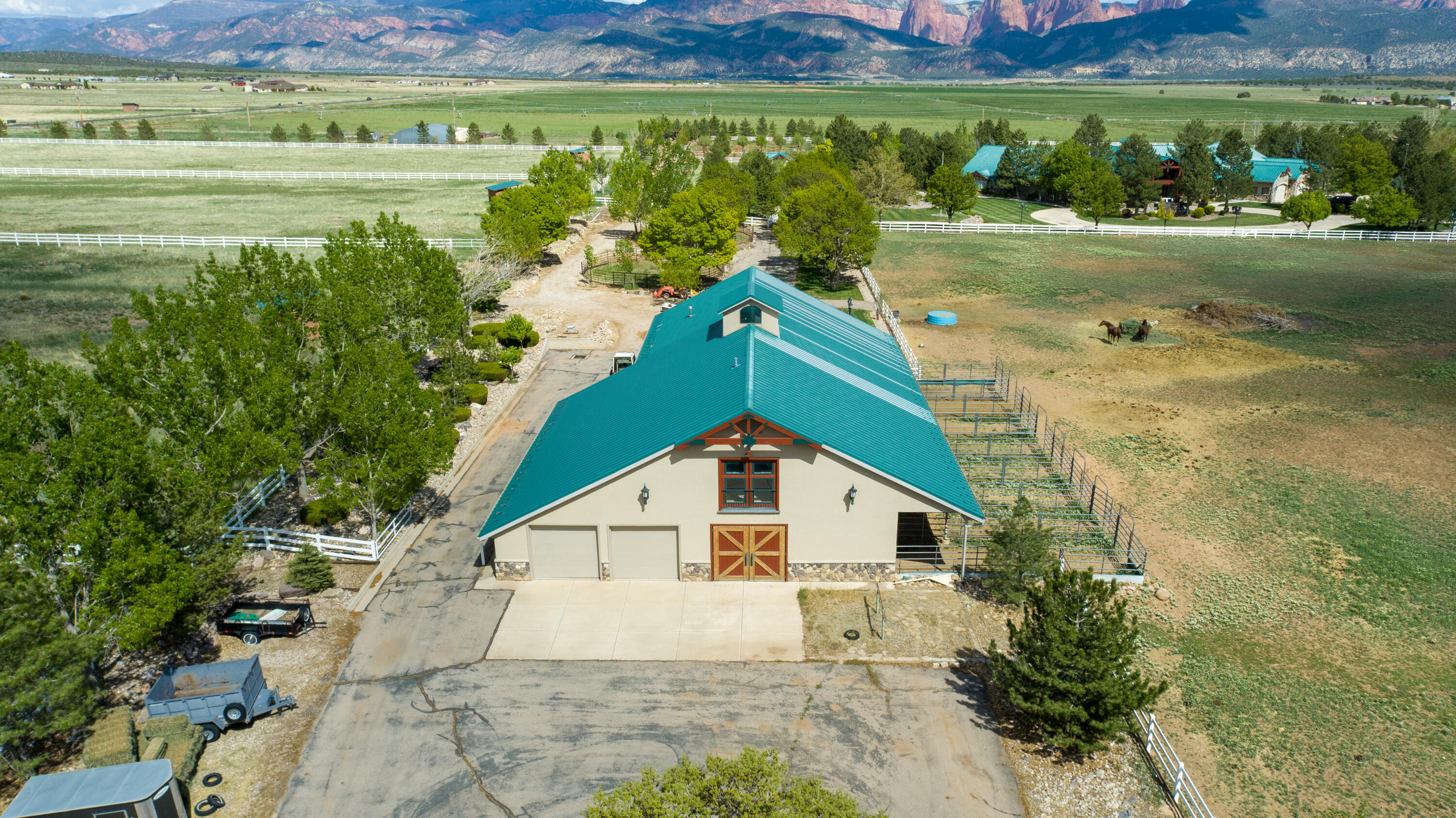 NEW HARMONY TOWNSITE - Residential