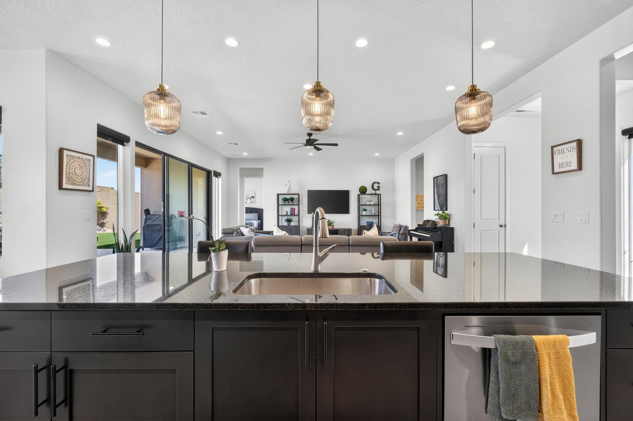 VIEWS AT CORAL CANYON - Residential