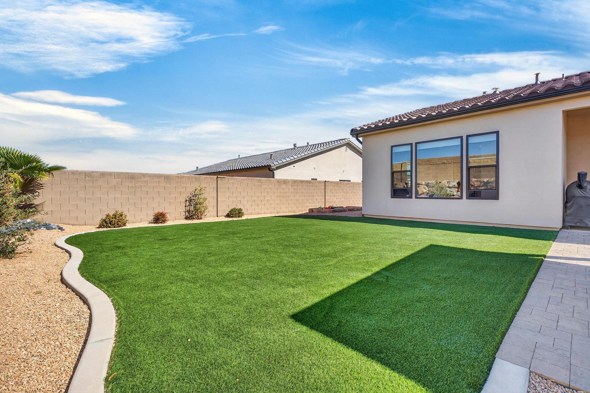 VIEWS AT CORAL CANYON - Residential