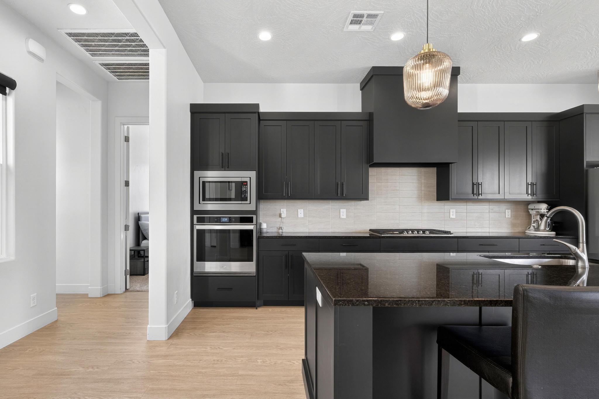 VIEWS AT CORAL CANYON - Residential
