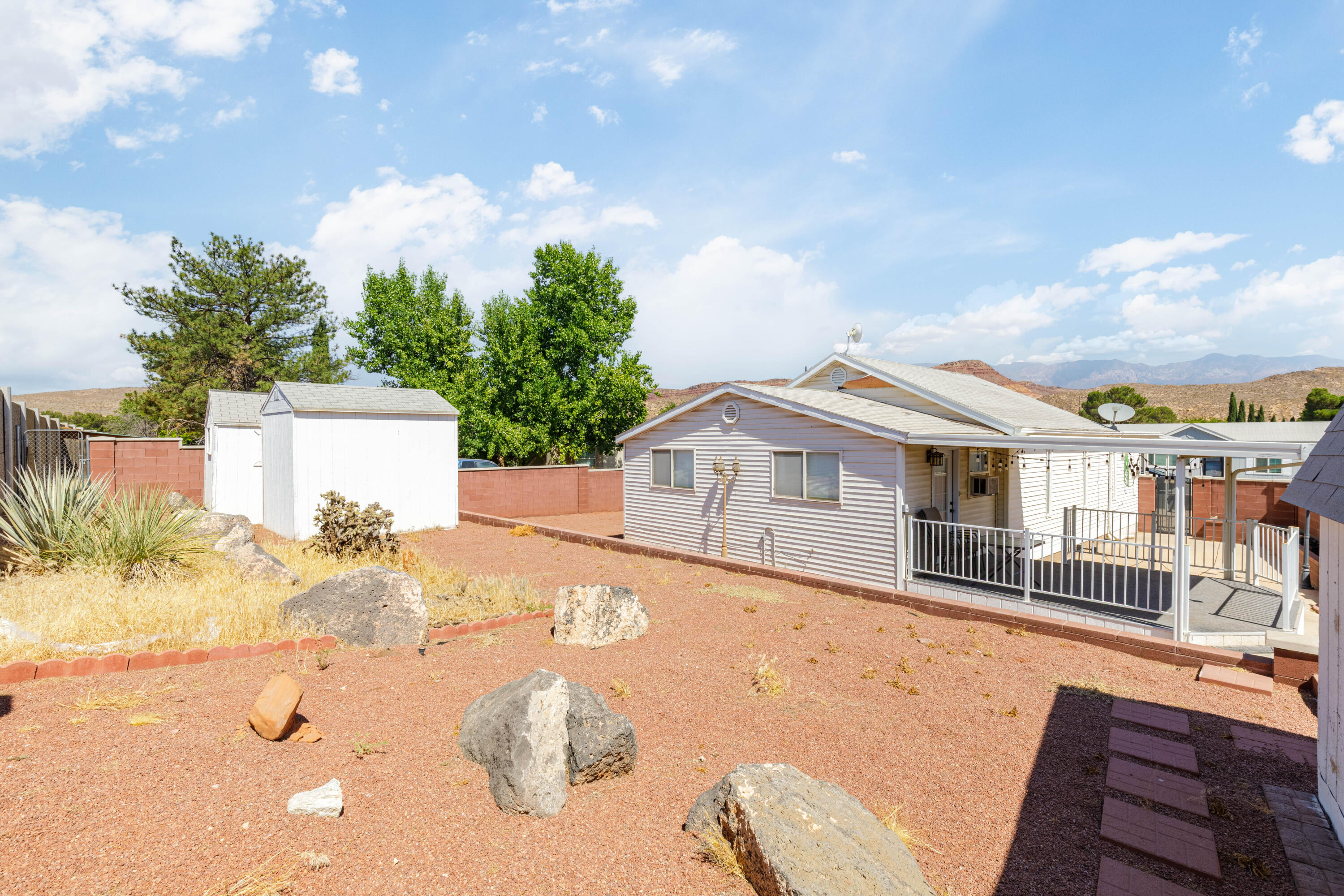 QUAIL LAKE ESTATES - Residential