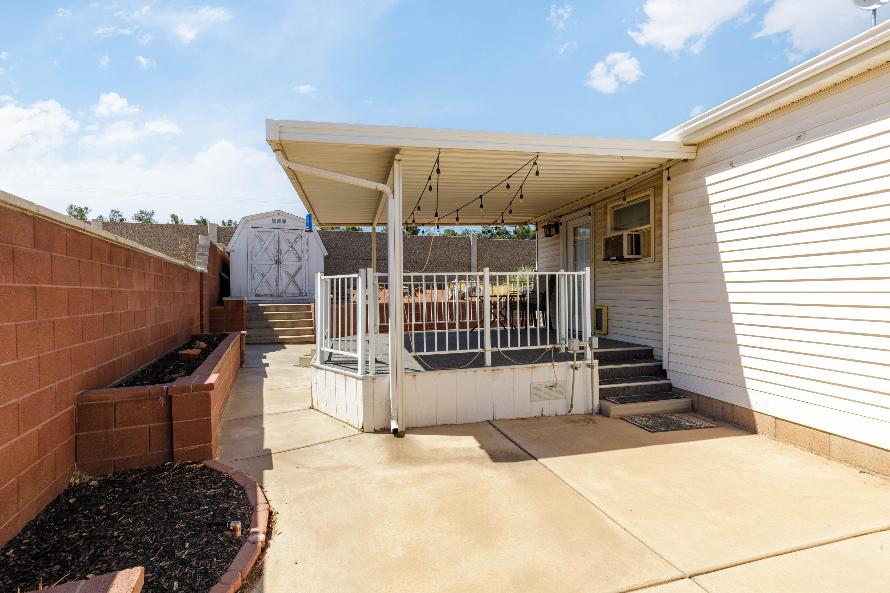 QUAIL LAKE ESTATES - Residential
