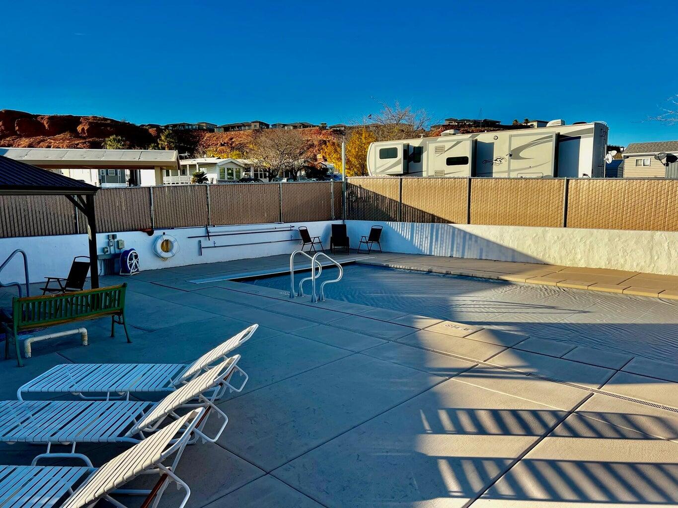 CANYON BREEZE RV RESORT - Land