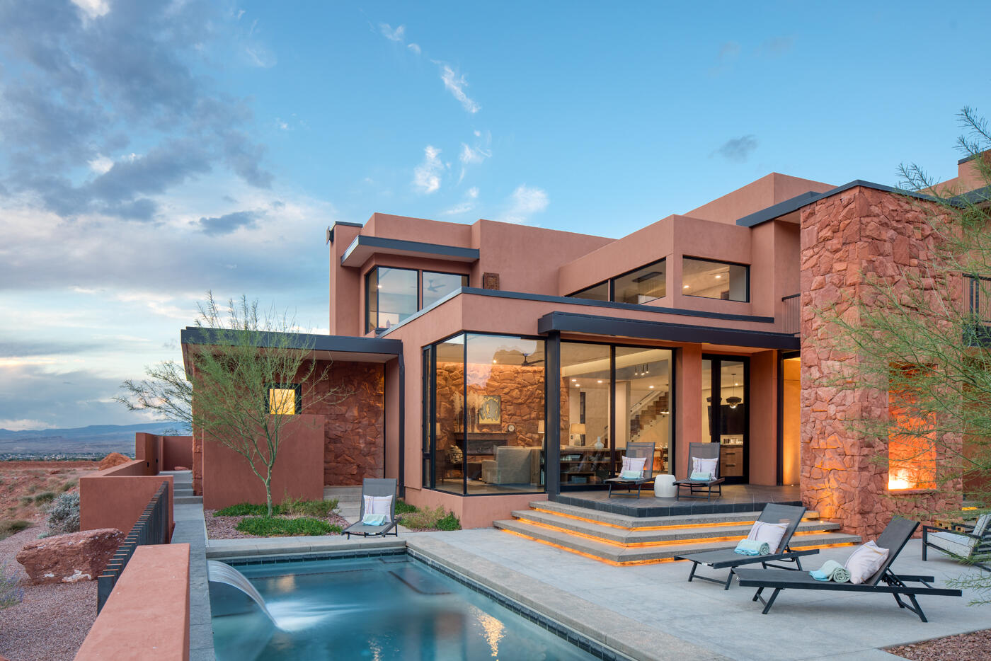 SENTIERRE PADRE CANYON - Residential