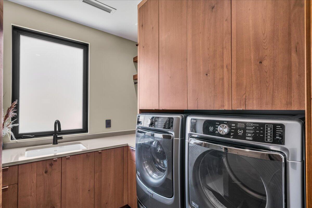 SENTIERRE PADRE CANYON - Residential