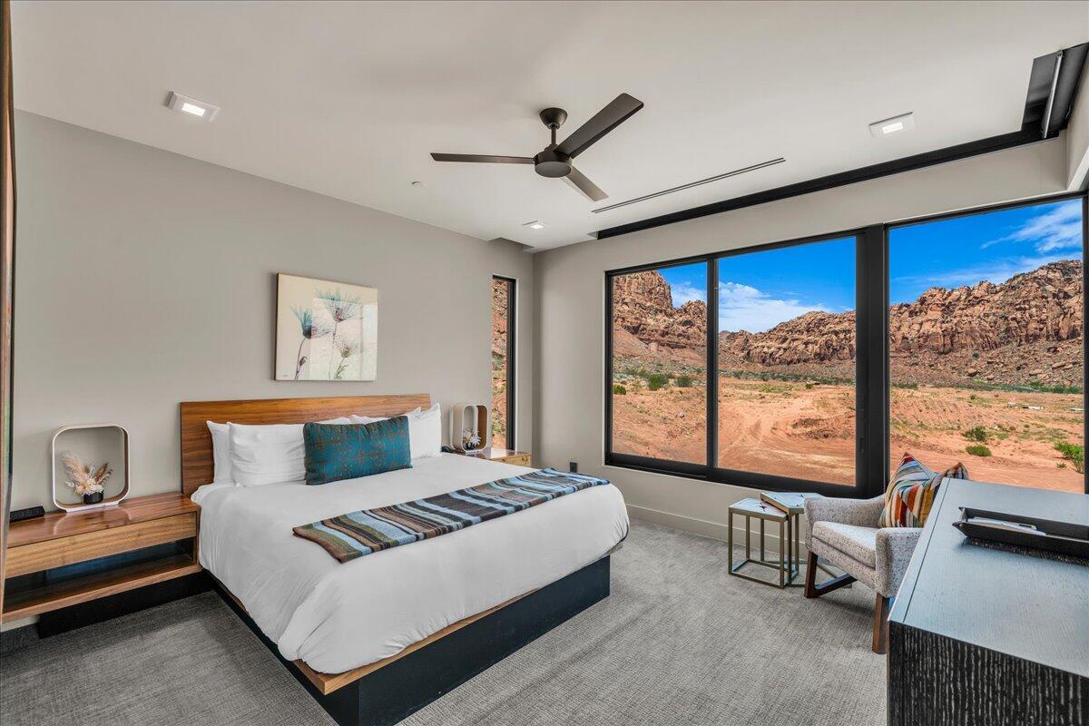 SENTIERRE PADRE CANYON - Residential